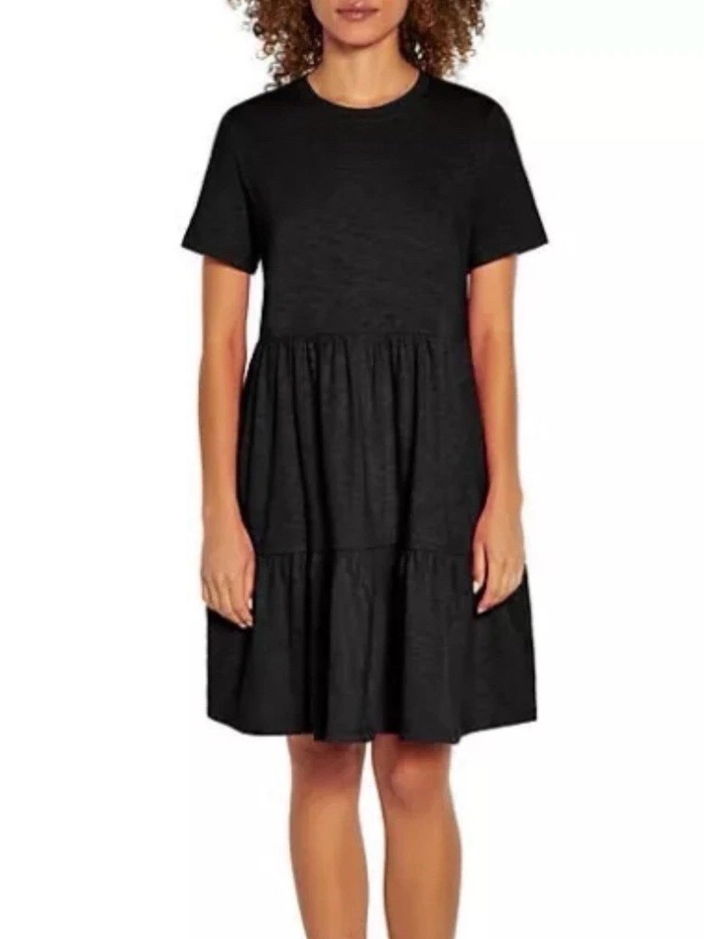 Gap Ladies Short Sleeve Tiered Dress with side pockets